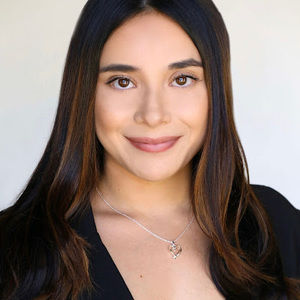 Meet your Posher, Kasandra